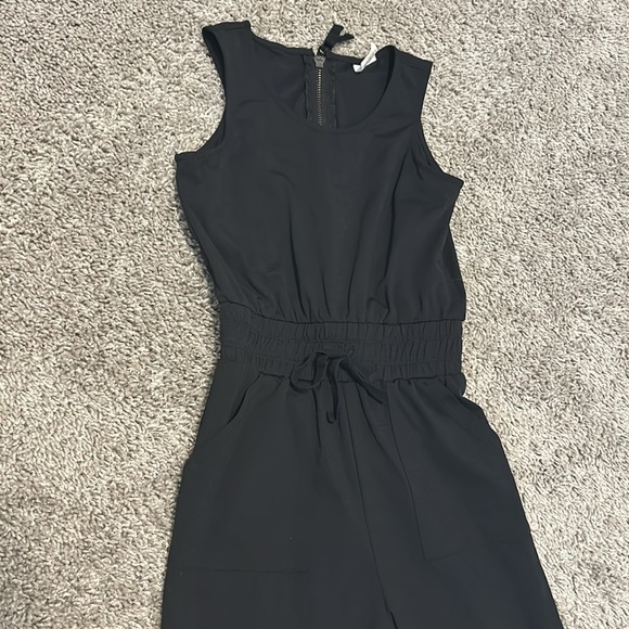 ZYIA girls romper - Picture 3 of 6